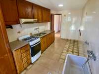 Alquiler Permanente Departamento de 3 dormitorios, escritorio y 2 baños. Balcón terraza con vista al lago. Mitre al 1700.